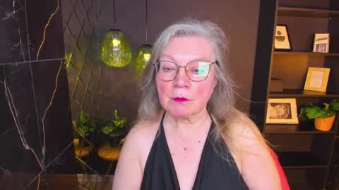 Snapshot of natalicloud chatting on May 24, 2026, 1:05 pm NataliCloud online show from May 24, 2026, 1:05 pm