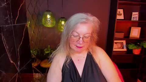 Snapshot of natalicloud chatting on June 3, 2026, 1:25 pm NataliCloud online show from June 3, 2026, 1:25 pm