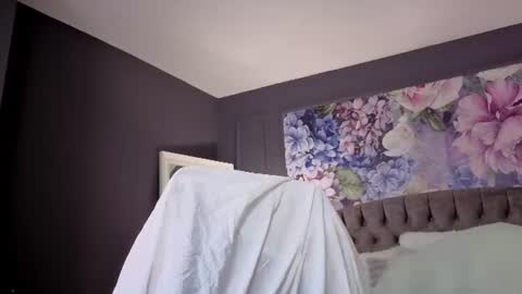 Natalie online show from June 12, 2026, 10:58 am