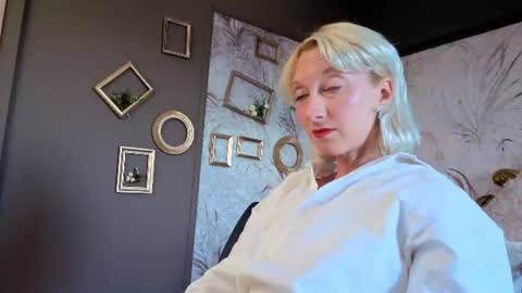 Natalie online show from June 18, 2026, 1:59 pm