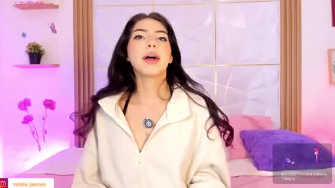 Snapshot of natalie_jaensen chatting on May 16, 2026, 7:56 pm online show from May 16, 2026, 7:56 pm