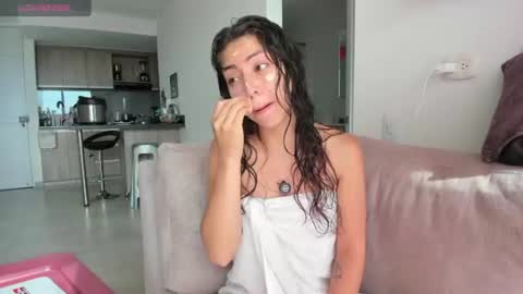 Snapshot of natalie_jaensen chatting on June 22, 2026, 1:19 pm online show from June 22, 2026, 1:19 pm