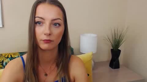 Snapshot of natalie_live chatting on May 14, 2026, 7:48 am NatalieSexy online show from May 14, 2026, 7:48 am