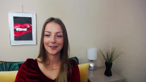 Snapshot of natalie_live chatting on May 18, 2026, 6:19 am NatalieSexy online show from May 18, 2026, 6:19 am