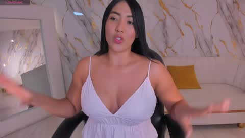 Snapshot of natalielewis_ chatting on May 15, 2026, 12:12 pm Natalie Lewis online show from May 15, 2026, 12:12 pm