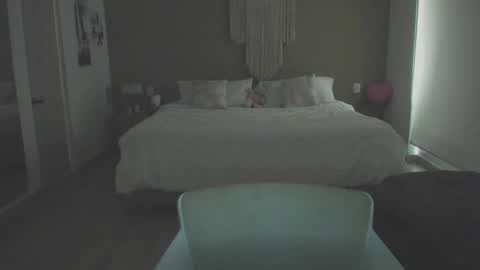 Snapshot of nataly_05 chatting on November 16, 2025, 9:09 pm anatalybee online show from November 16, 2025, 9:09 pm