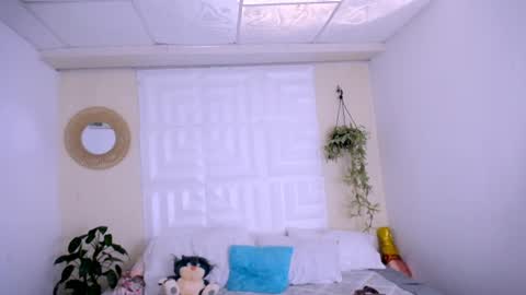 Snapshot of nataly_mcry chatting on July 1, 2026, 9:36 pm NATALY online show from July 1, 2026, 9:36 pm