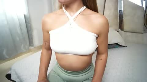 Snapshot of natalyefoster chatting on January 2, 2025, 7:07 pm Natalye foster online show from January 2, 2025, 7:07 pm