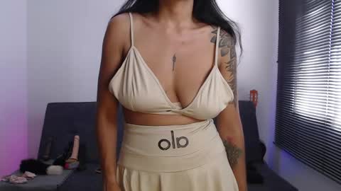   online show from April 22, 2026, 8:21 pm