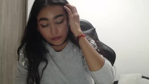 Snapshot of natalygreww chatting on June 8, 2026, 1:28 am online show from June 8, 2026, 1:28 am