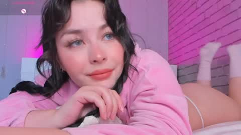 Nataly online show from April 22, 2026, 7:11 am