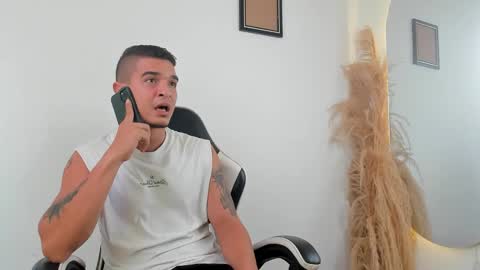 Snapshot of natan_77 chatting on November 11, 2025, 2:39 pm natan_77 online show from November 11, 2025, 2:39 pm