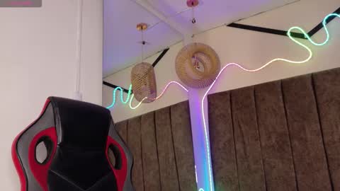 Natasha  online show from February 1, 2026, 8:18 pm