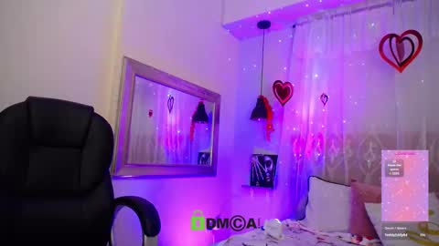 natasha online show from March 7, 2025, 1:40 pm