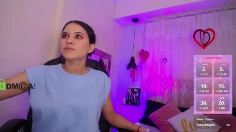 natasha online show from March 9, 2025, 1:26 pm