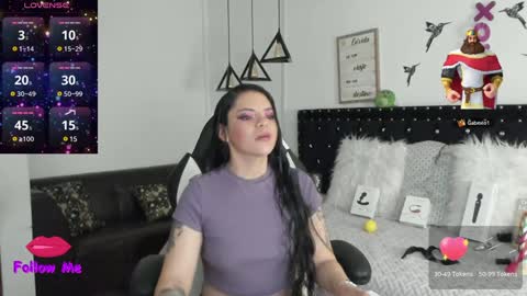 Snapshot of natasha__logan chatting on December 27, 2024, 5:42 am Natasha online show from December 27, 2024, 5:42 am