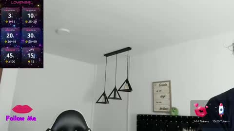 Snapshot of natasha__logan chatting on February 10, 2025, 3:57 am Natasha online show from February 10, 2025, 3:57 am