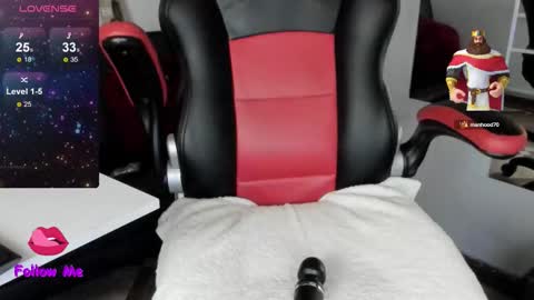 Snapshot of natasha__logan chatting on September 20, 2025, 4:57 am Natasha online show from September 20, 2025, 4:57 am