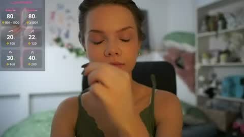 Snapshot of natasha__malkova chatting on July 5, 2026, 8:21 am natasha__malkova online show from July 5, 2026, 8:21 am
