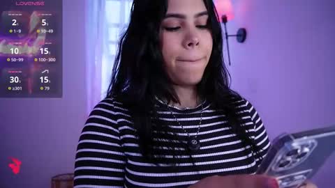 Snapshot of natasha__sccott chatting on November 3, 2025, 8:32 pm Natasha Sccott online show from November 3, 2025, 8:32 pm