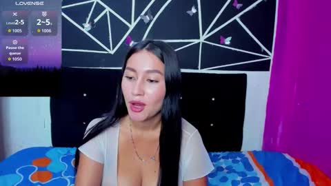 natasha_buny online show from June 5, 2026, 5:25 am