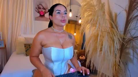 Snapshot of natasha_hartaman chatting on August 1, 2026, 10:08 pm online show from August 1, 2026, 10:08 pm