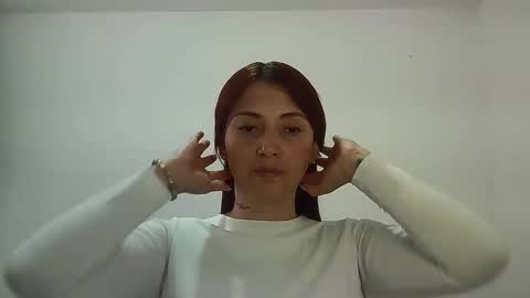 natalia online show from February 14, 2025, 7:33 pm
