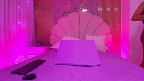 Snapshot of natasha_luna_ chatting on November 1, 2025, 7:16 pm Natasha online show from November 1, 2025, 7:16 pm