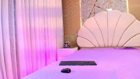 Snapshot of natasha_luna_ chatting on November 4, 2025, 7:13 pm Natasha online show from November 4, 2025, 7:13 pm