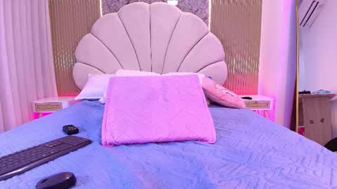 Snapshot of natasha_luna_ chatting on November 13, 2025, 7:24 pm Natasha online show from November 13, 2025, 7:24 pm