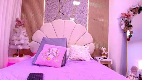 Snapshot of natasha_luna_ chatting on November 24, 2025, 7:13 pm Natasha online show from November 24, 2025, 7:13 pm