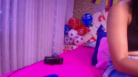 Snapshot of natasha_luna_ chatting on July 4, 2026, 7:20 pm Natasha online show from July 4, 2026, 7:20 pm