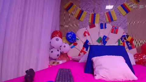 Snapshot of natasha_luna_ chatting on July 9, 2026, 7:18 pm Natasha online show from July 9, 2026, 7:18 pm