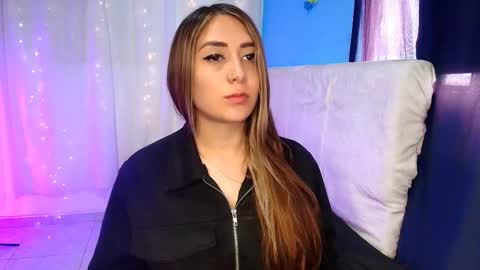 Natasha  online show from September 9, 2025, 10:31 pm