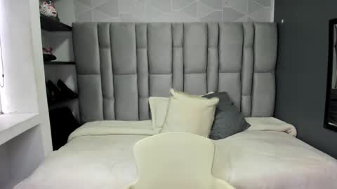 Snapshot of natasha_rose__ chatting on September 23, 2025, 7:28 pm N A T A S H A online show from September 23, 2025, 7:28 pm