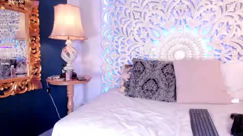 Snapshot of natasha_rosee_ chatting on July 15, 2026, 11:15 am natasha_rosee_ online show from July 15, 2026, 11:15 am