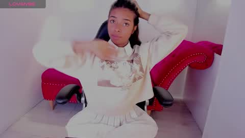 Natasha  online show from February 14, 2025, 4:52 pm