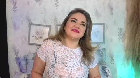 Snapshot of natashablade__ chatting on May 13, 2026, 11:40 am Natasha Blade online show from May 13, 2026, 11:40 am