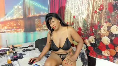 Snapshot of natashajimenez chatting on June 7, 2026, 8:12 pm Natasha January 13 my Birthday online show from June 7, 2026, 8:12 pm