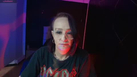 Natasha Mason online show from March 6, 2025, 11:47 am