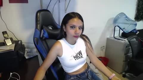 Snapshot of natashax_hot chatting on February 8, 2025, 6:22 pm Natashax online show from February 8, 2025, 6:22 pm