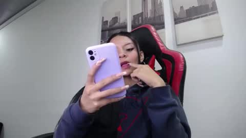 Snapshot of natashax_hot chatting on November 15, 2025, 9:21 pm Natashax online show from November 15, 2025, 9:21 pm