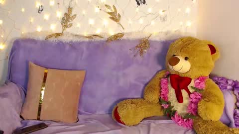 Snapshot of natazhaqueen chatting on October 18, 2025, 12:39 pm nathalia online show from October 18, 2025, 12:39 pm