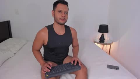 Nate Ocean online show from December 3, 2024, 4:25 am