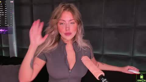 Snapshot of natehalll chatting on November 19, 2025, 11:10 am NATE online show from November 19, 2025, 11:10 am