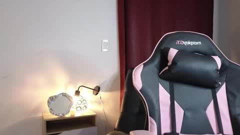 NATHALIA online show from March 20, 2026, 3:44 am