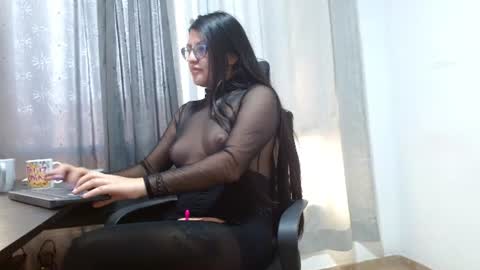 Snapshot of nath_dawson chatting on August 5, 2026, 2:20 pm nath_dawson online show from August 5, 2026, 2:20 pm