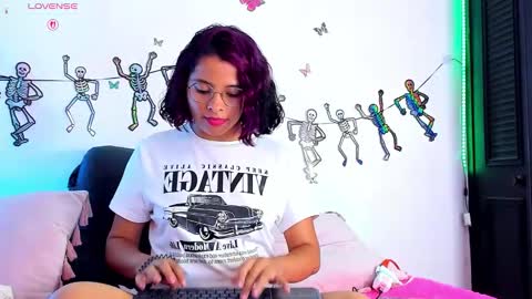 Snapshot of nath_redrex chatting on October 23, 2025, 11:57 pm Nath online show from October 23, 2025, 11:57 pm