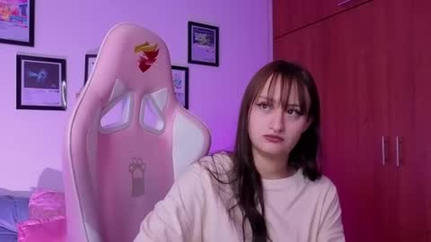 Snapshot of nathalia_ramirez_ chatting on May 13, 2026, 6:22 am Nathalia Ramirez online show from May 13, 2026, 6:22 am