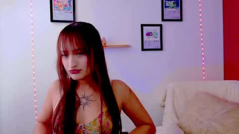Snapshot of nathalia_ramirez_ chatting on June 16, 2026, 7:27 pm Nathalia Ramirez online show from June 16, 2026, 7:27 pm
